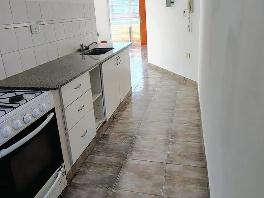 Departamento 1 dormitorio con balcón