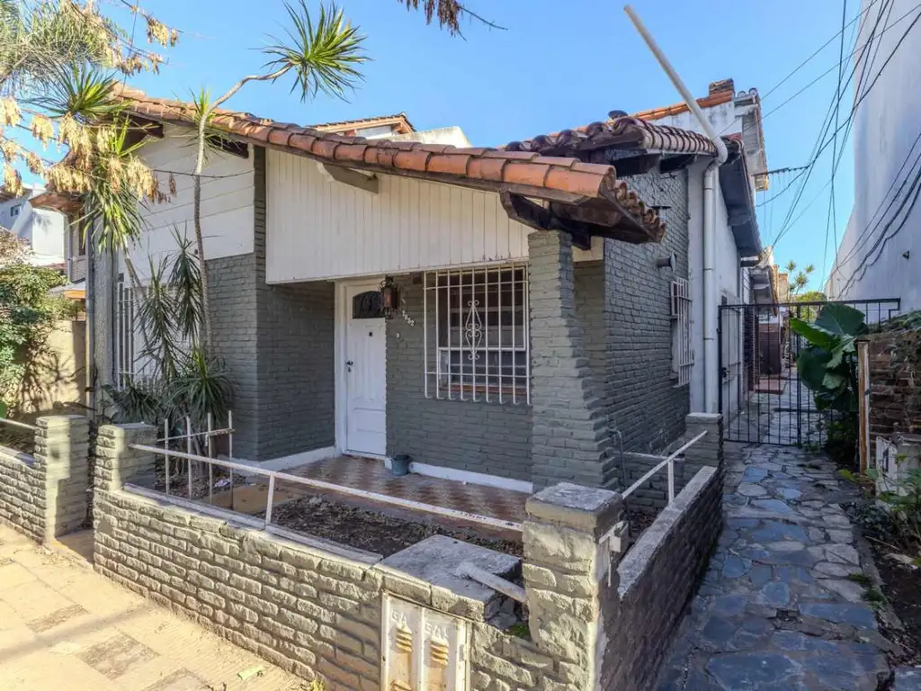 3-room PH with patio