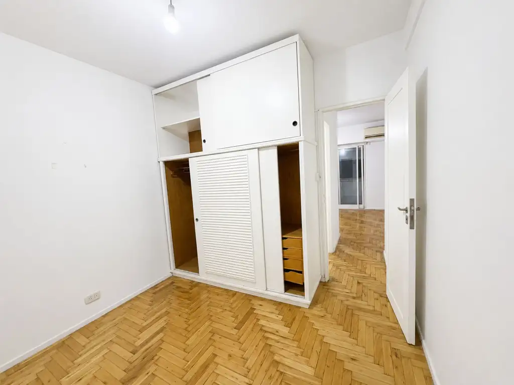 1 dormitorio, patio interno