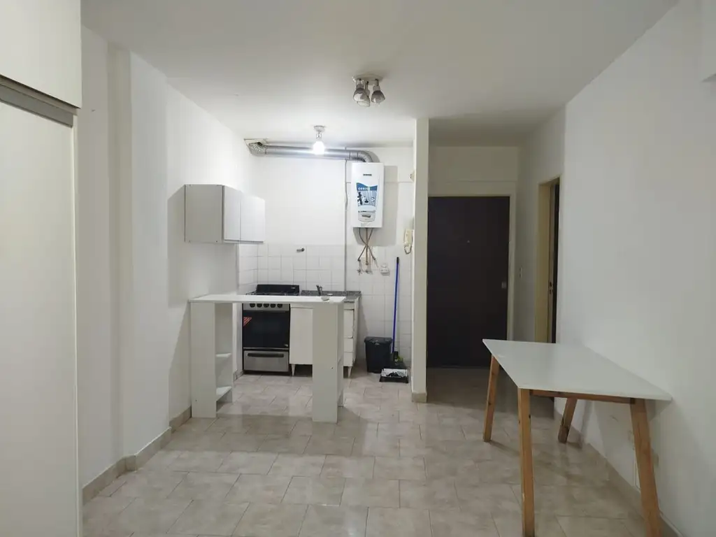 Monoambiente 23 m², 2° piso