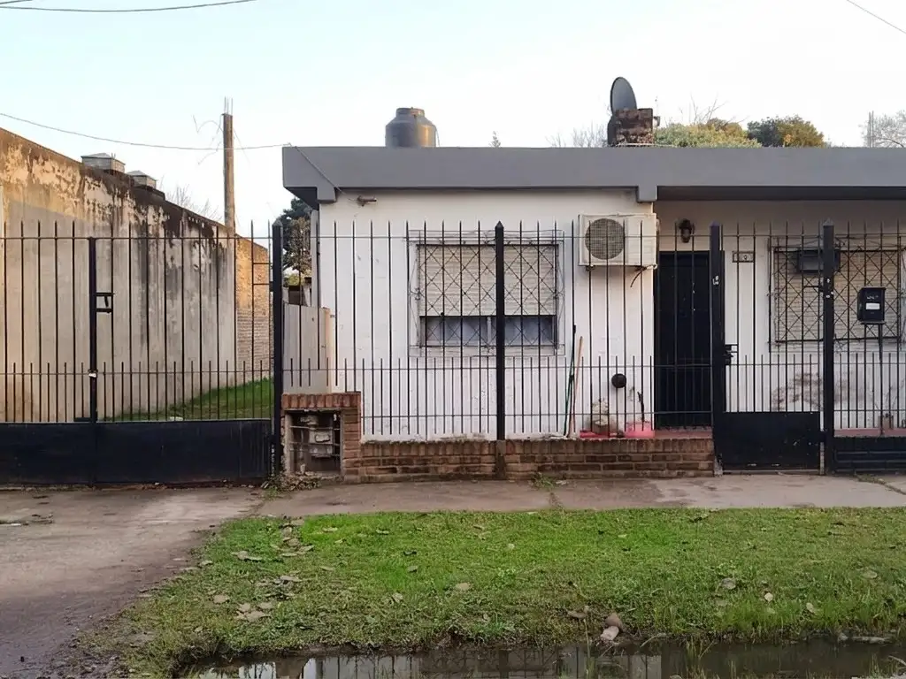 Casa en Alquiler en Barrio Corimayo, Burzaco