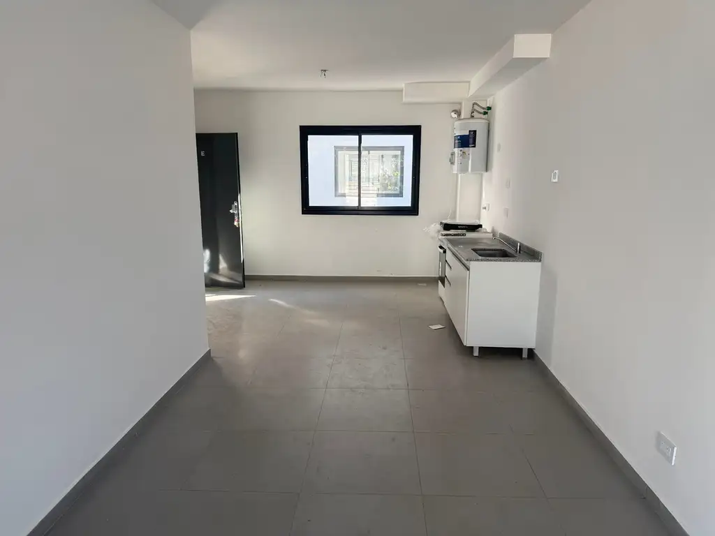 Parque Chas, balcony and 1BR