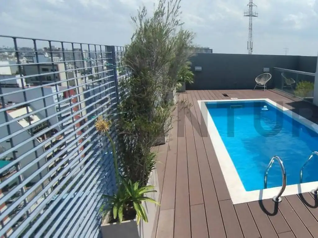 1-bedroom studio with balcony