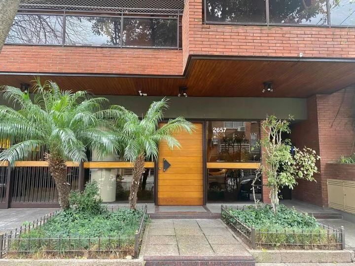 4 ambientes con balcón y cochera
