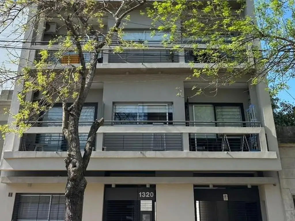 Departamento en Alquiler en Plaza Rocha, La Plata