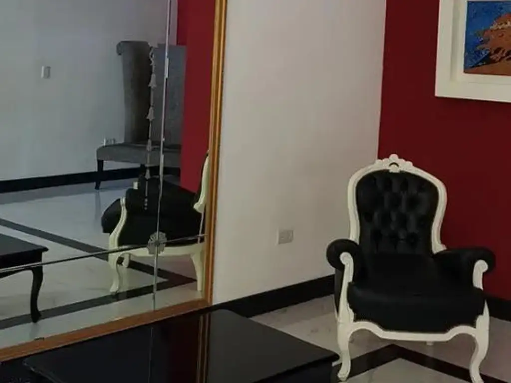 Monoambiente amoblado con balcón