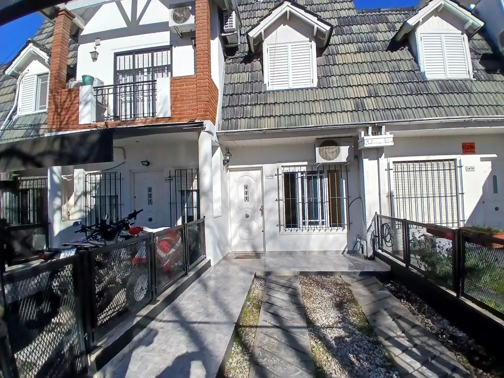 Triplex con terraza y parrilla