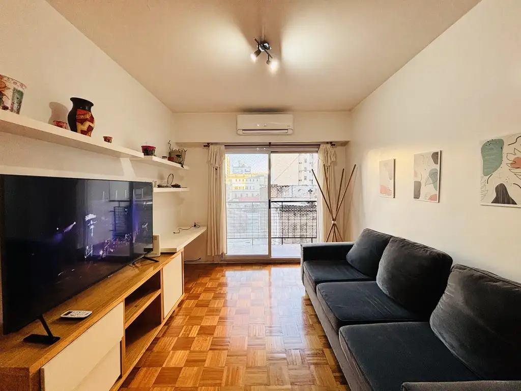 Recoleta 3er piso con balcón