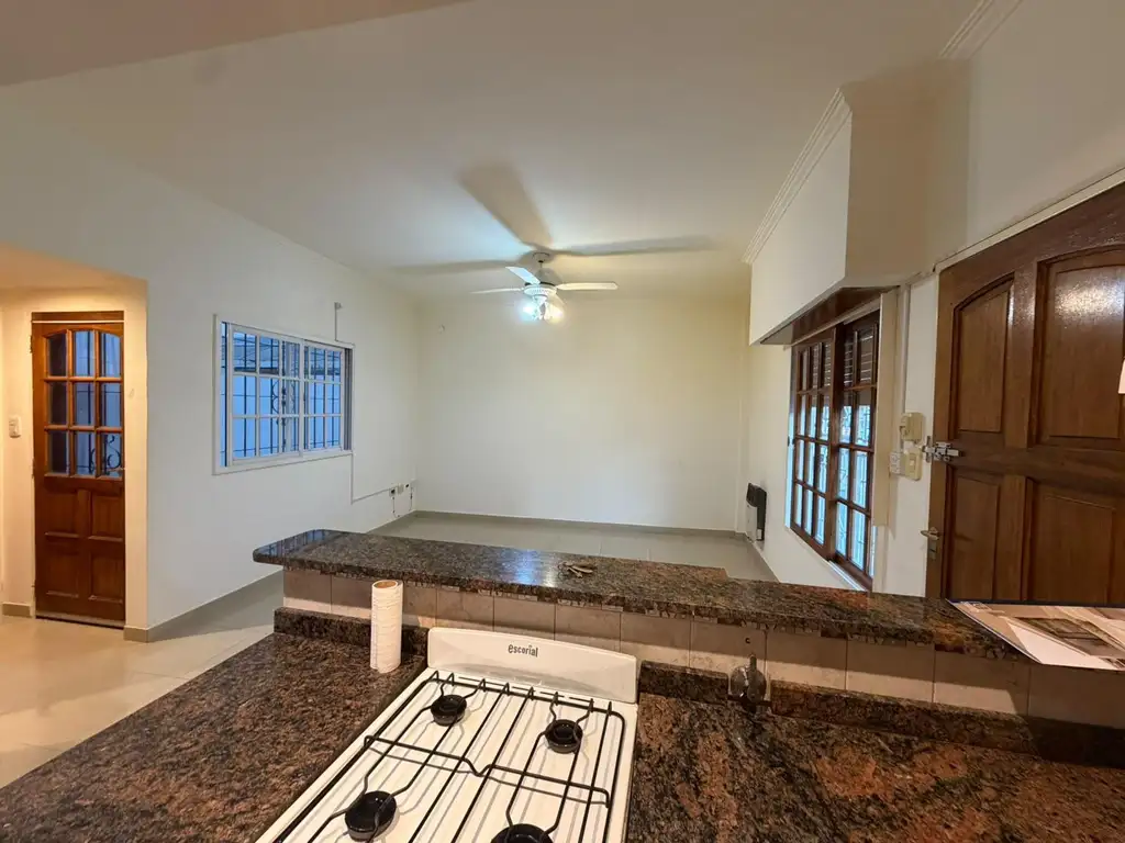 PH 2 ambientes con patio