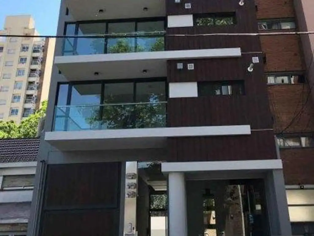 4° piso, 87 m², cochera y piscina