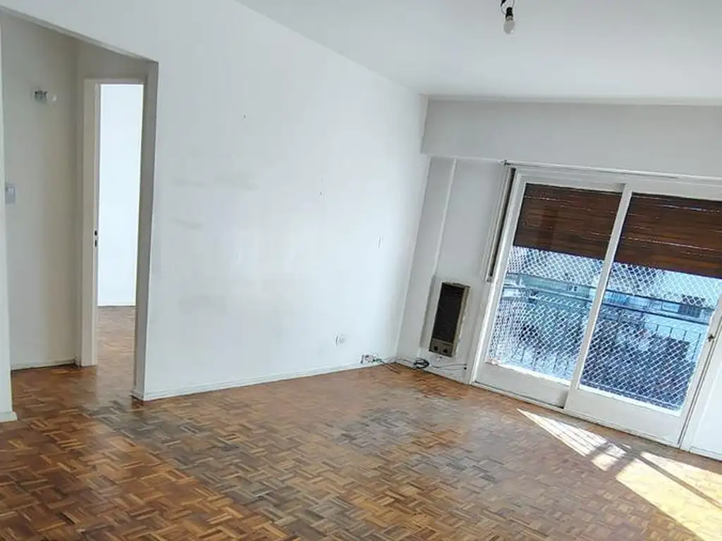 5º piso, balcón y 2 ambientes