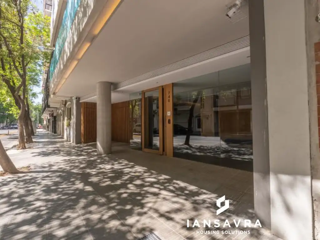 Studio com varanda coberta e amenities
