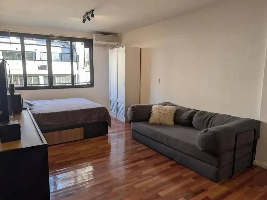 Monoambiente amoblado 37 m²