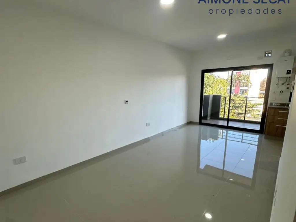 Departamento en Alquiler en Villa Maipu, General San Martin
