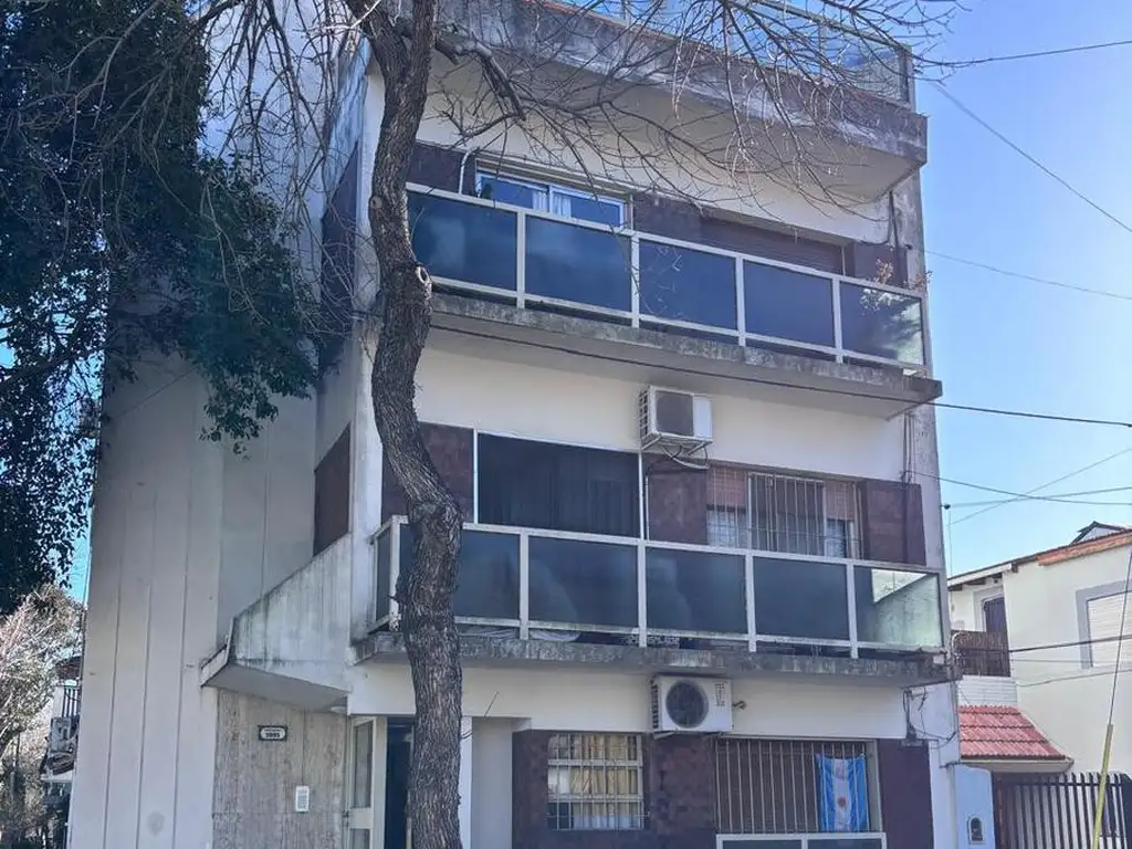 1er piso, 2 ambientes