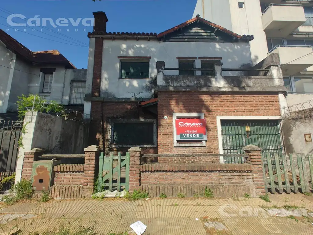 Casa con terreno 176 m²