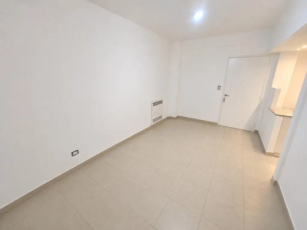Retiro apartment with balcony