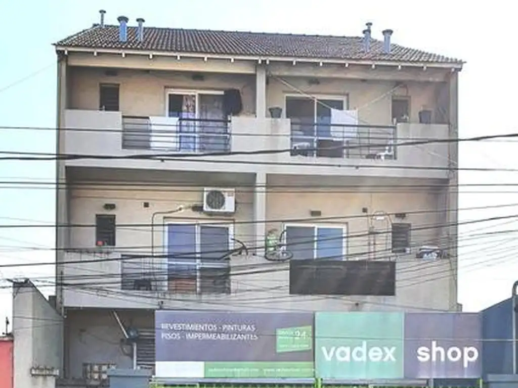 1 ambiente y medio con balcón