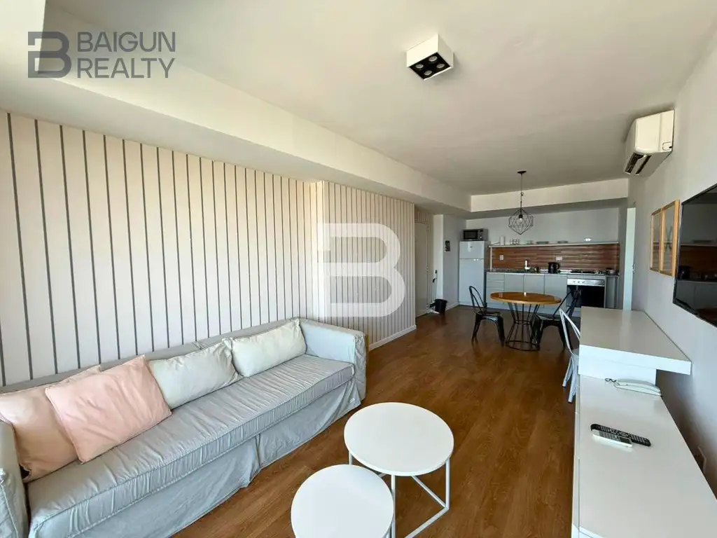 Piso 23 con balcón y vista