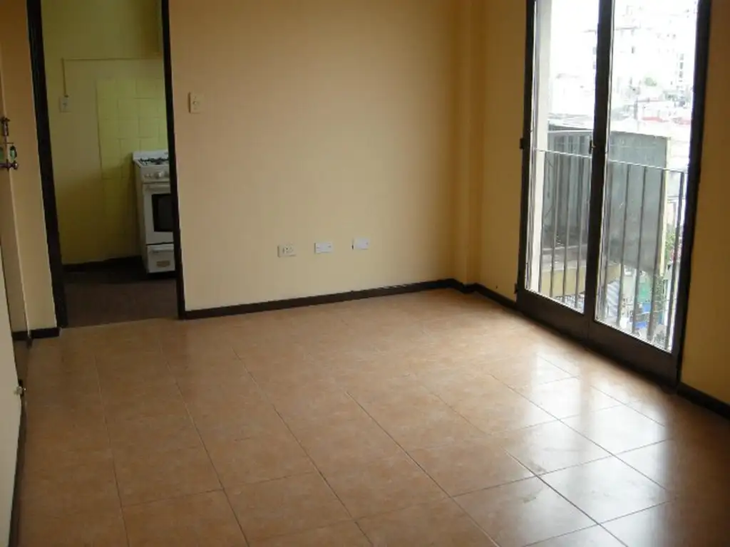 4to piso al frente, 2 ambientes