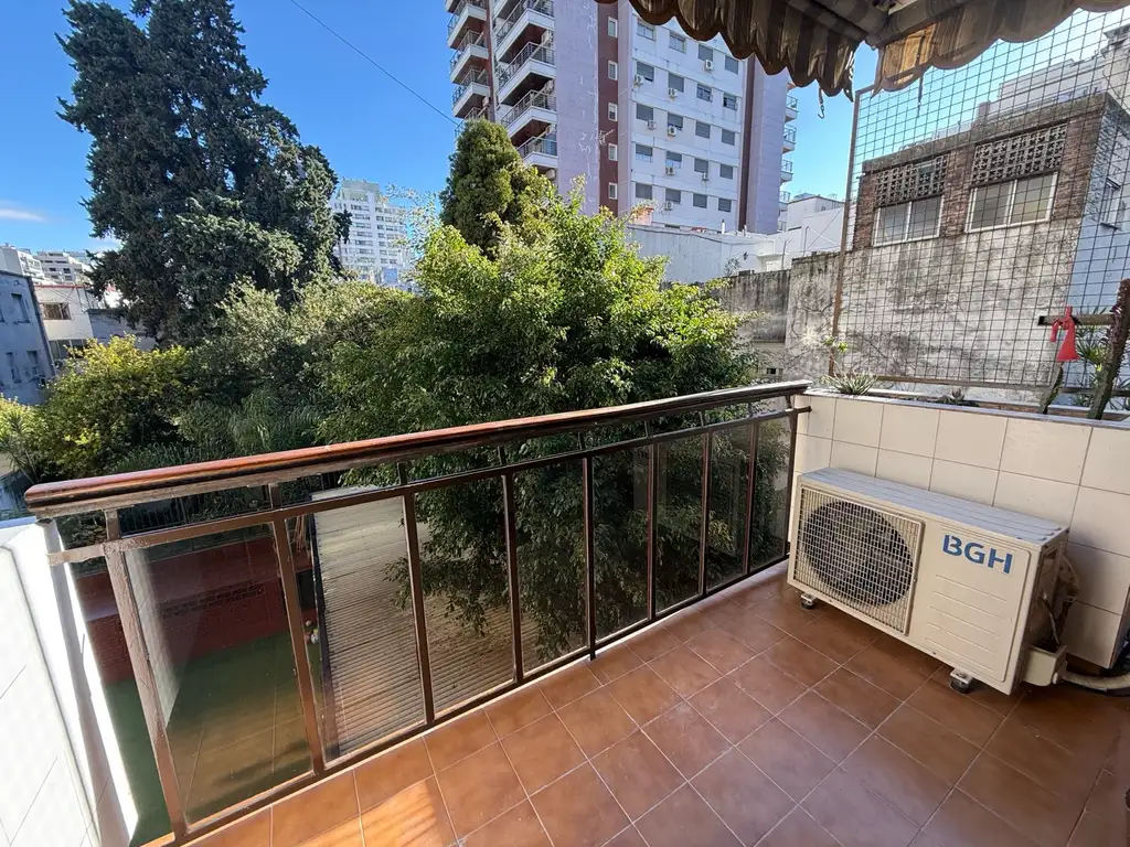 60 m² balcón, doble ingreso