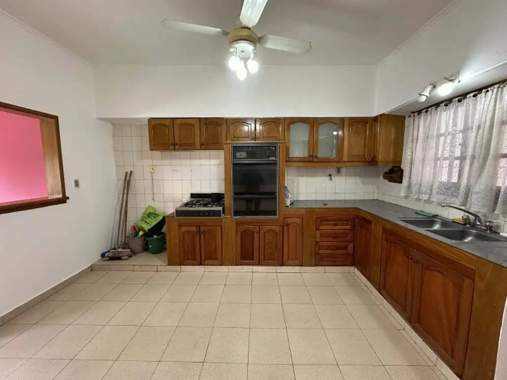 Casa 2 quartos, garagem e terraço