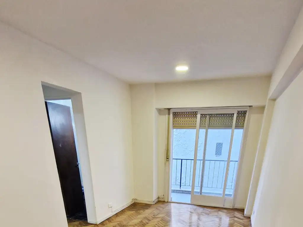 48 m² con balcón corrido