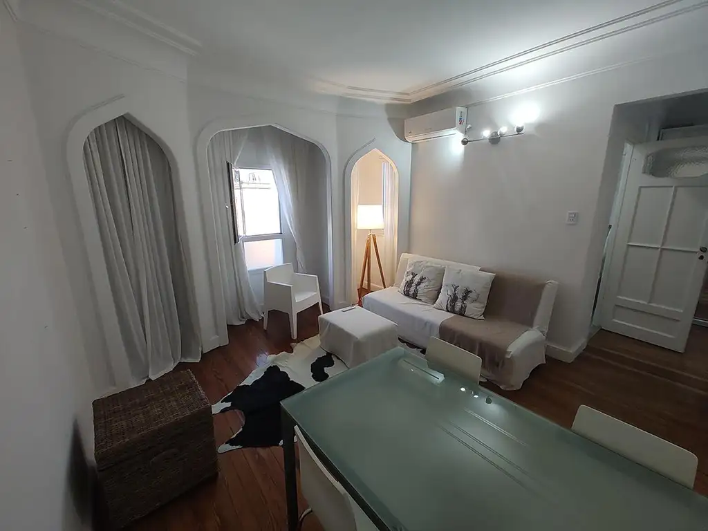 7th floor corner with AC