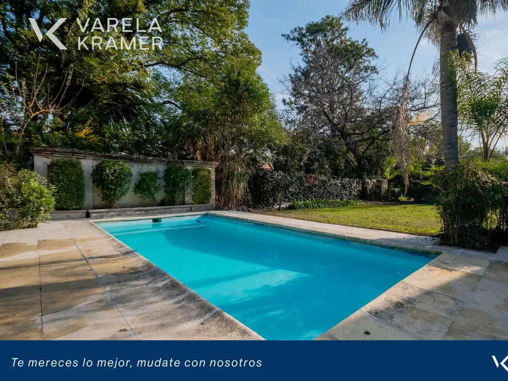 Casa 411 m², pileta y seguridad