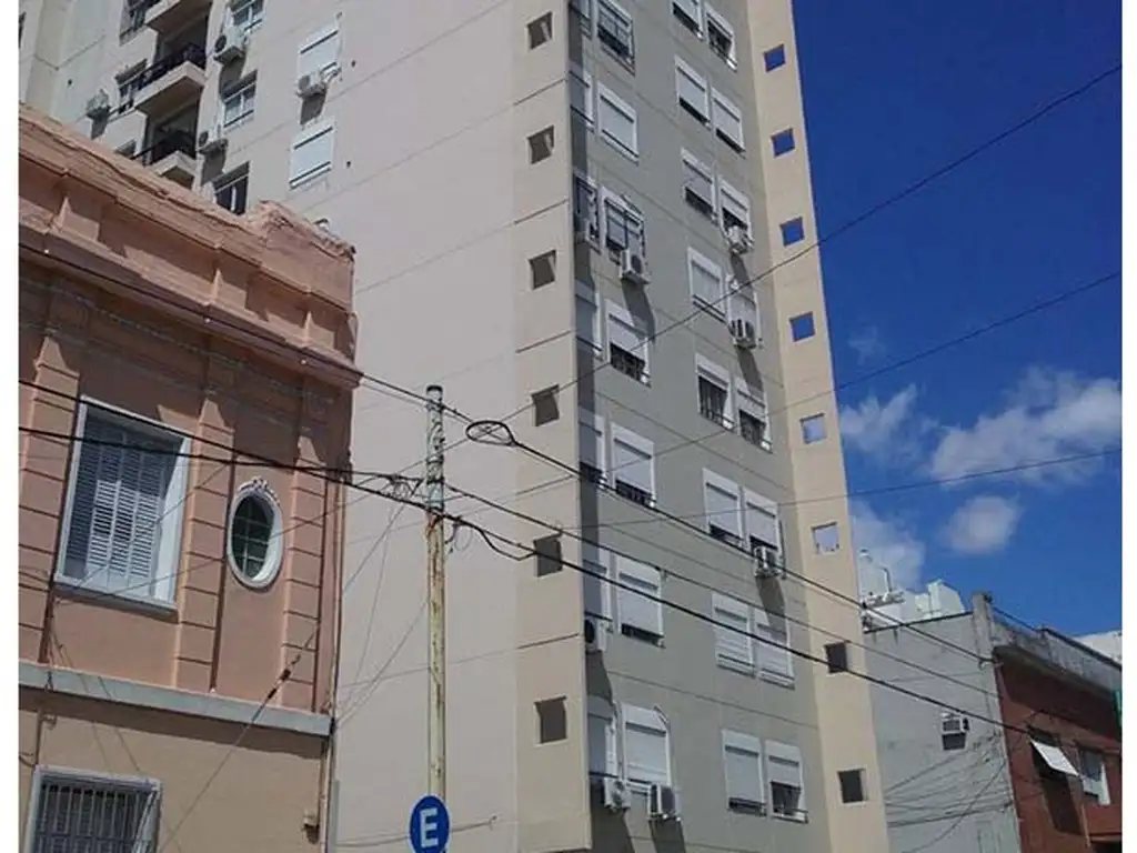 3 dormitorios, balcón 2x2