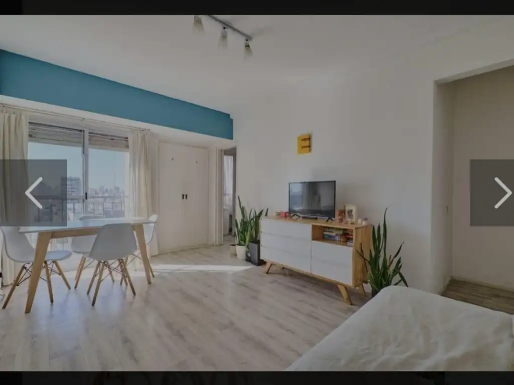 Monoambiente 24 m², piso 14