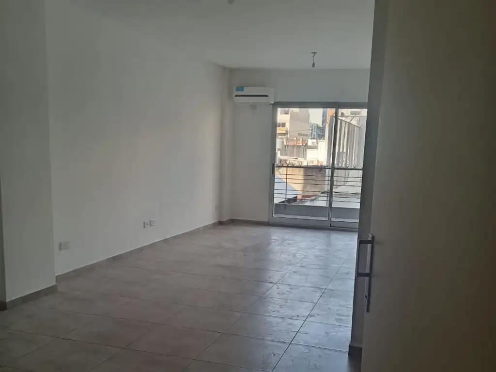 Departamento en Alquiler en Monserrat, Capital Federal