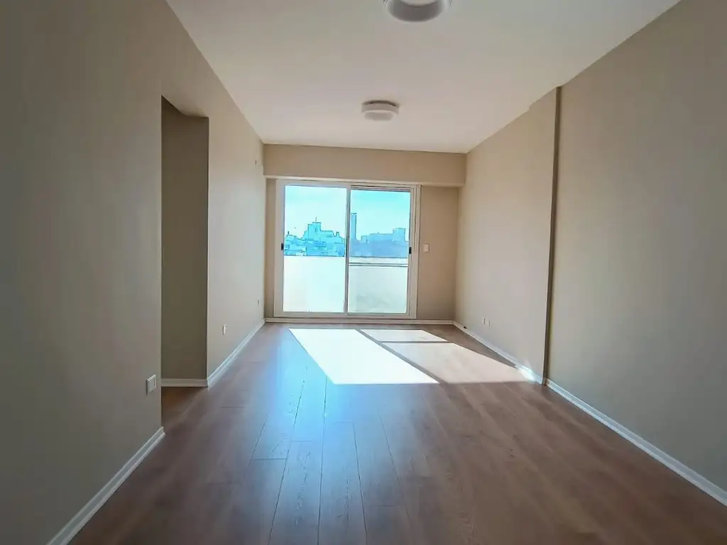 3-room unit with balcony