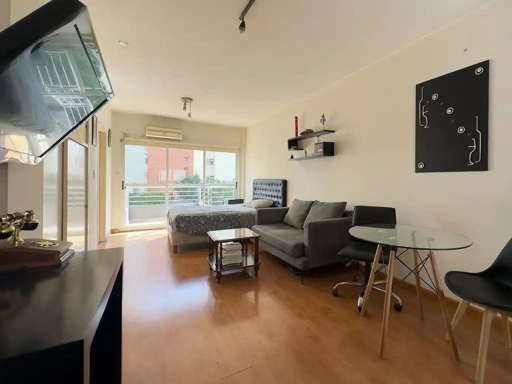 Studio with front balcony