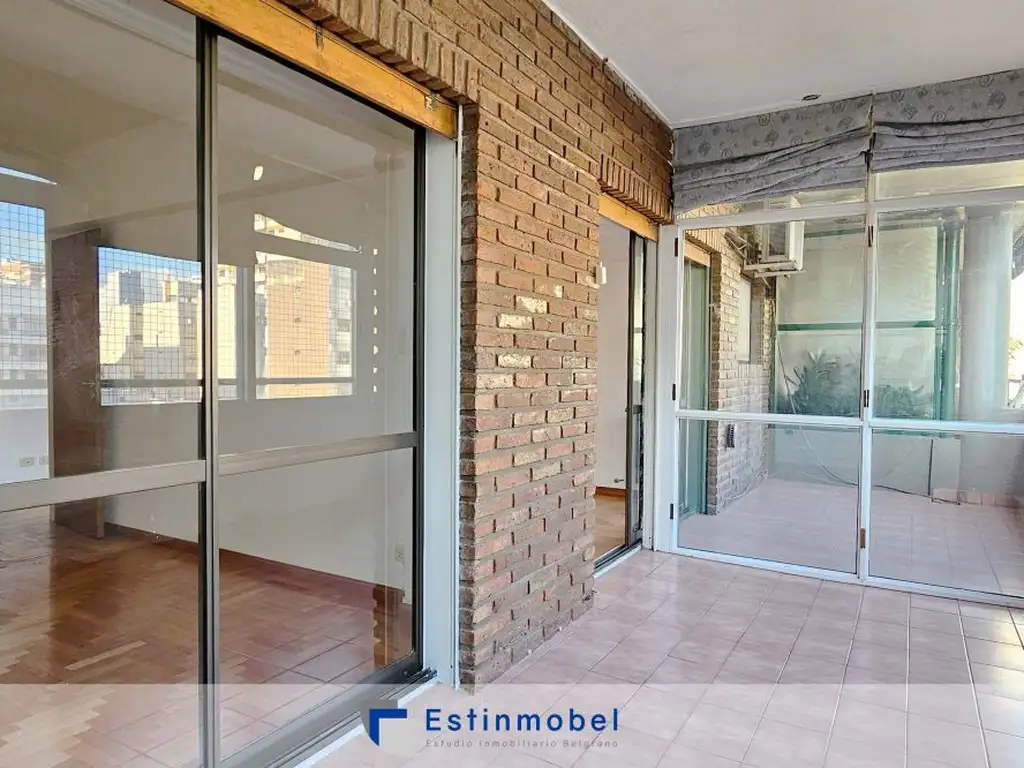 Belgrano 2-room with balcony