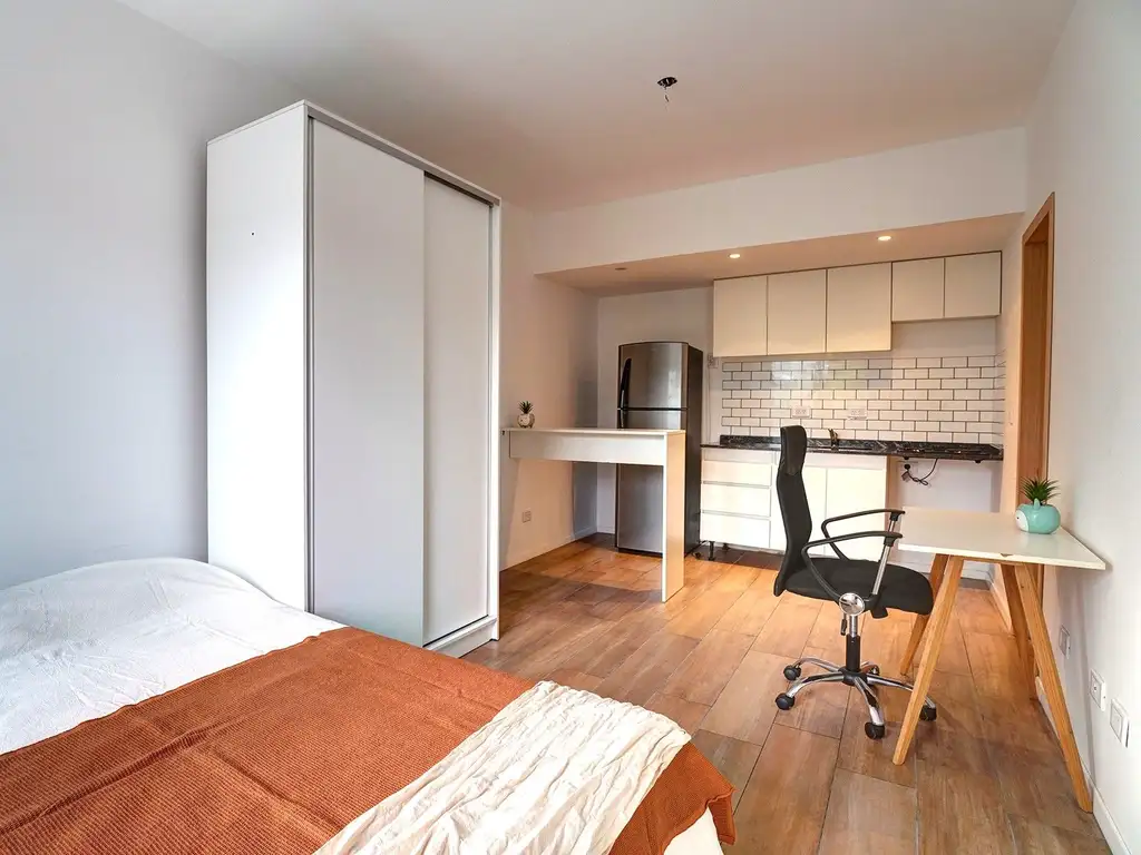 Studio with balcony and double glazing