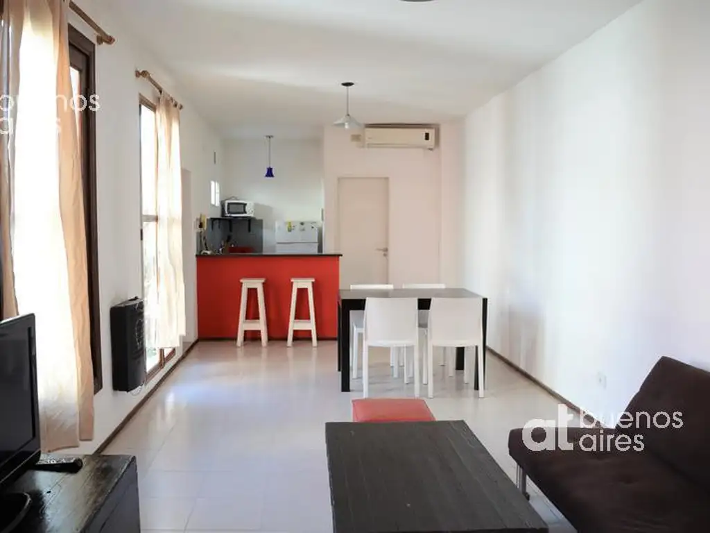 PH 2 ambientes con balcón