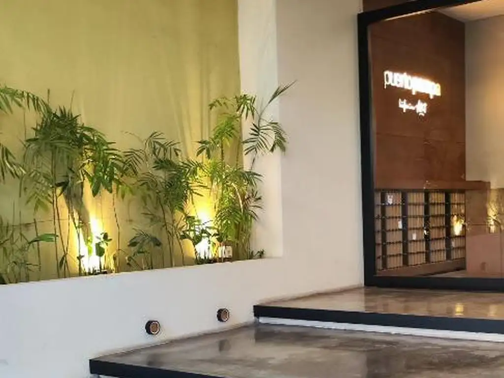 Duplex con balcón y cochera
