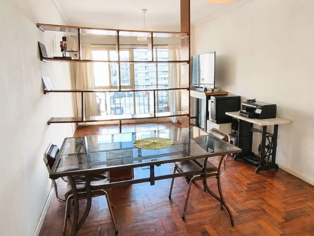 Studio with front balcony