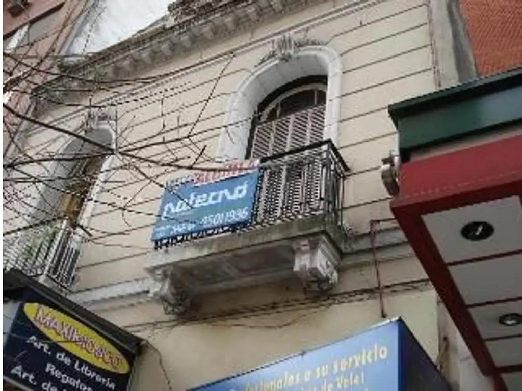 Loft con entrepiso y terraza