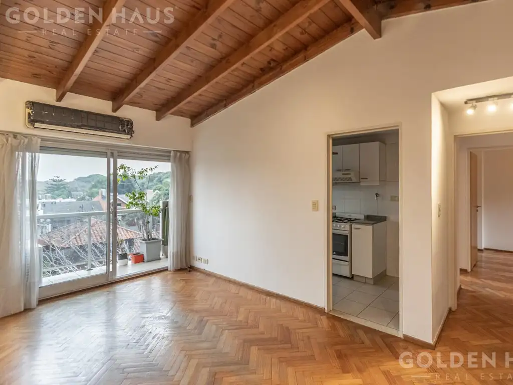 3-room duplex with parking