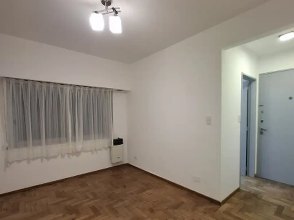 Departamento con terraza y A/C