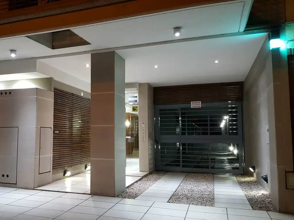 Kitnet com varanda, Villa Urquiza