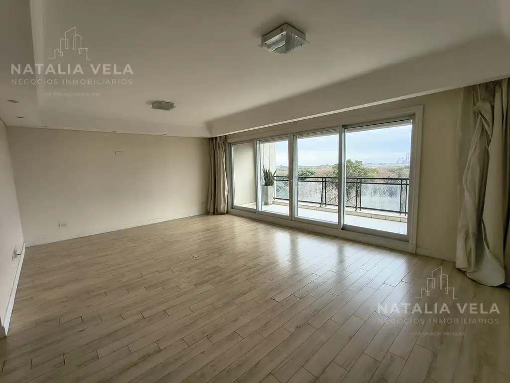 3BR with parking and balcony