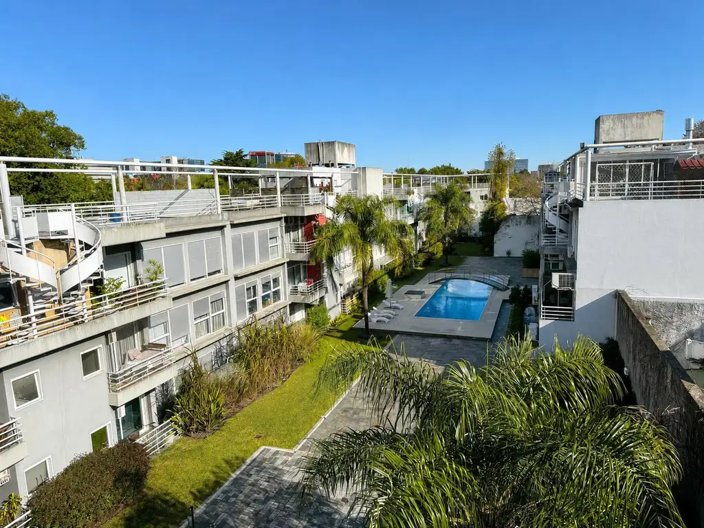Private 63 m² terrace, parking