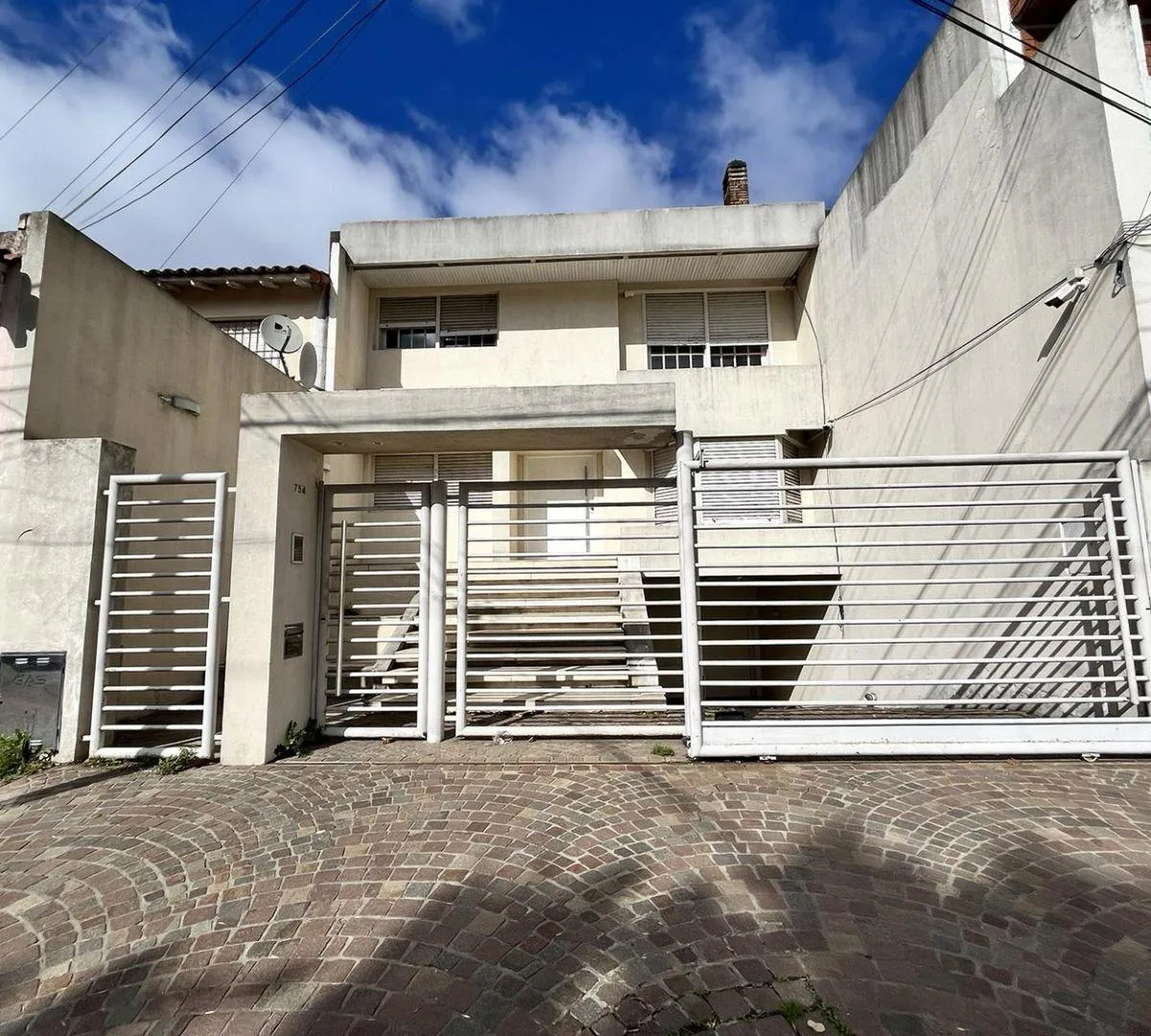 Casa 5 Ambientes. | Rosales Al 700