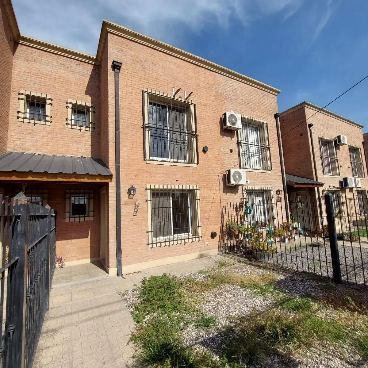 Dúplex Sin Expensas Calle Baigorria Casi Esquina Bataglia, a m de Pilar Centro