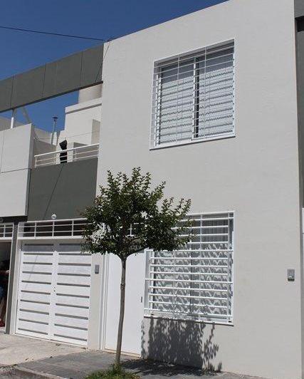 PH de 2 ambientes con entrada independiente en Villa Real