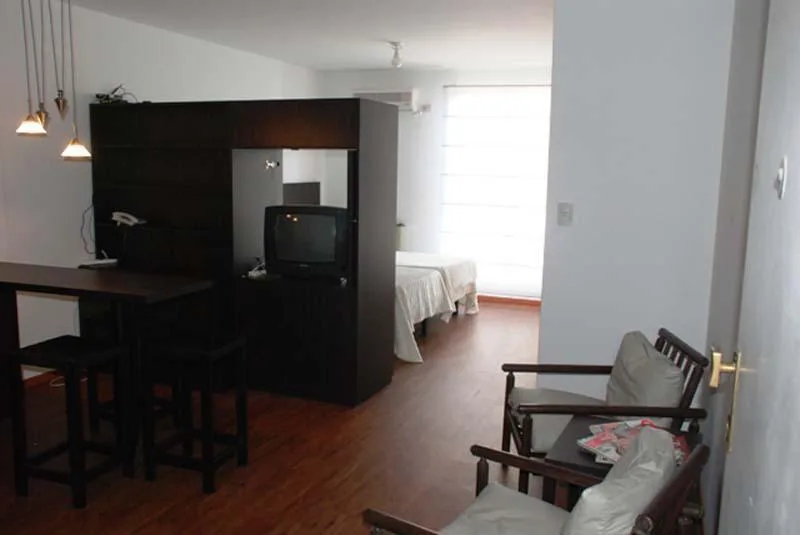 Monoambiente en Recoleta, con balcón terraza