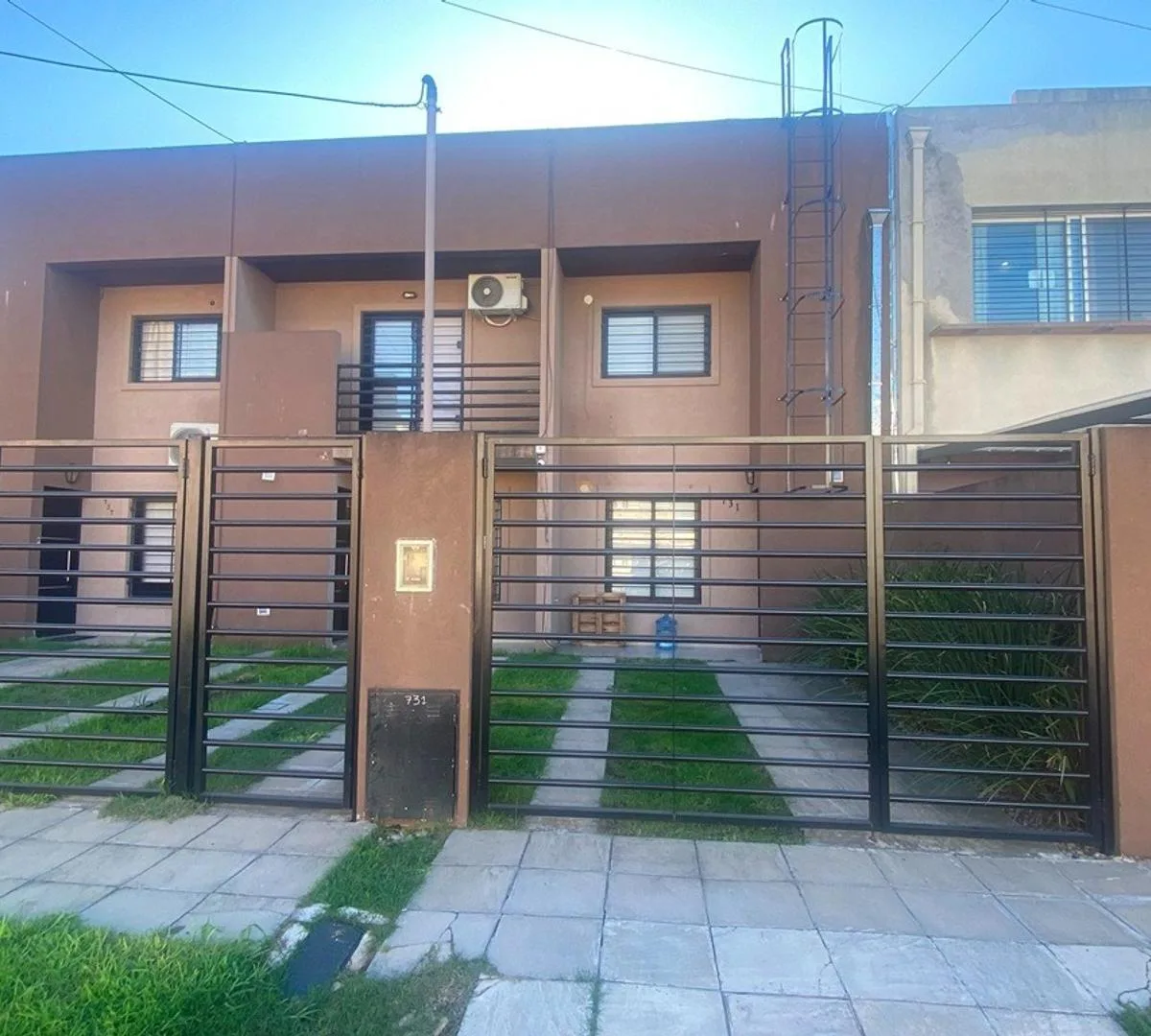 Duplex de três ambientes com 2 dormitórios em Ituzaingó
